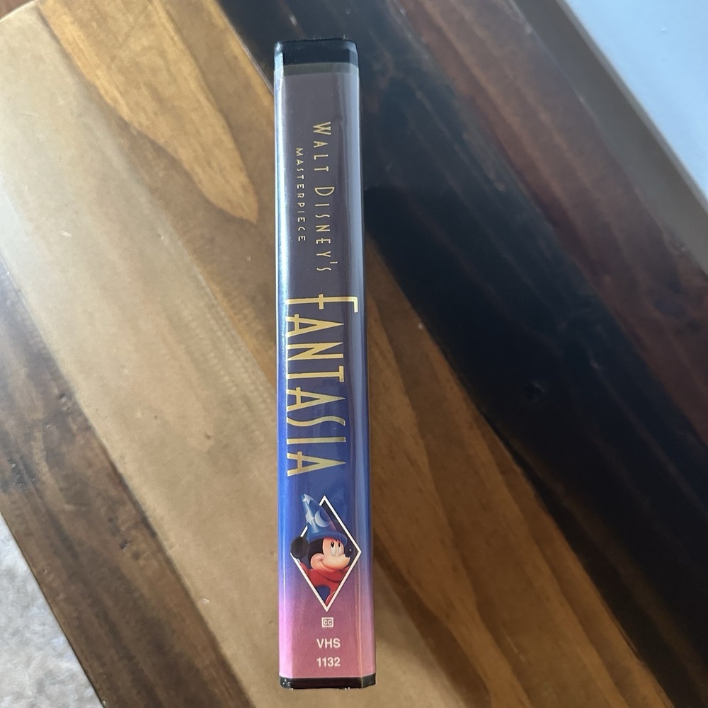 Walt Disney's Masterpiece: Fantasia (1991) VHS Clamshell Edition - Picture 3 of 8